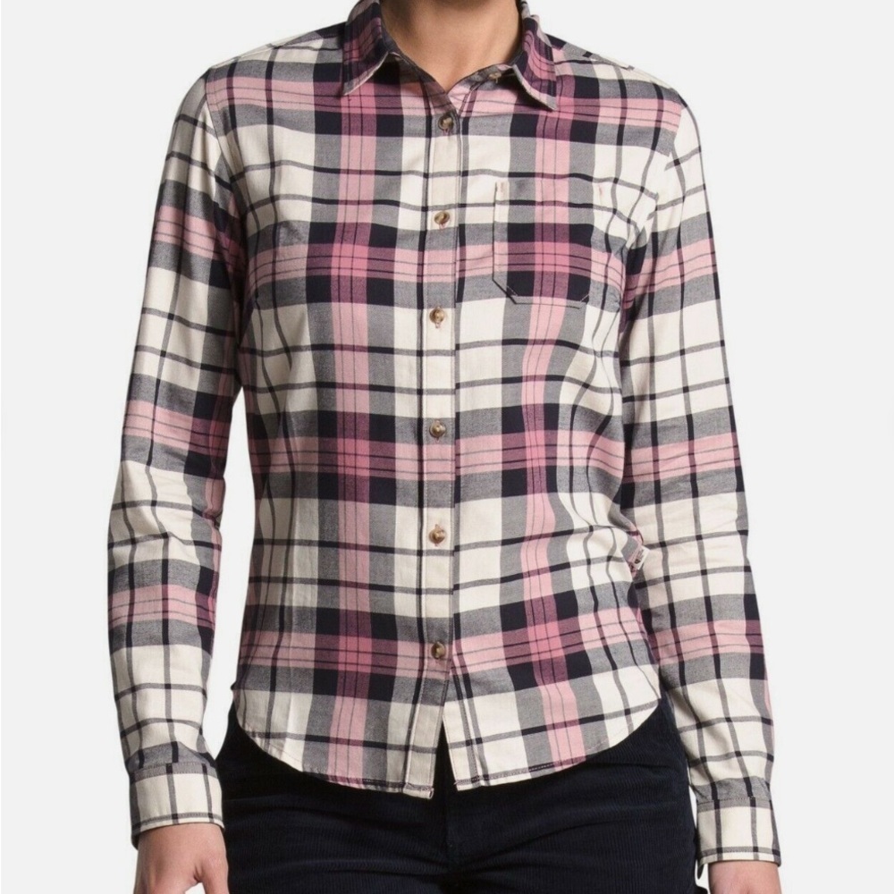 The North Face mesa rose girlfriend flannel shirt. Women’s size medium